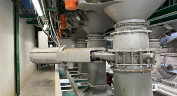 Застосування ножових засувок Orbinox XC під силосами калію та солі: завантаження вагонів